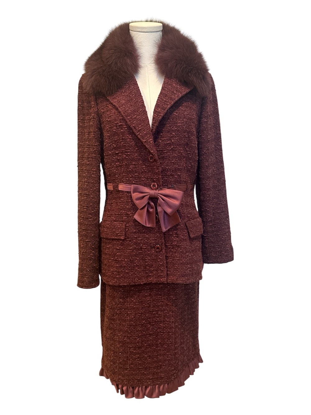 Teri Jon Burgundy Tweed Suit with removable faux fur collar - Size 6